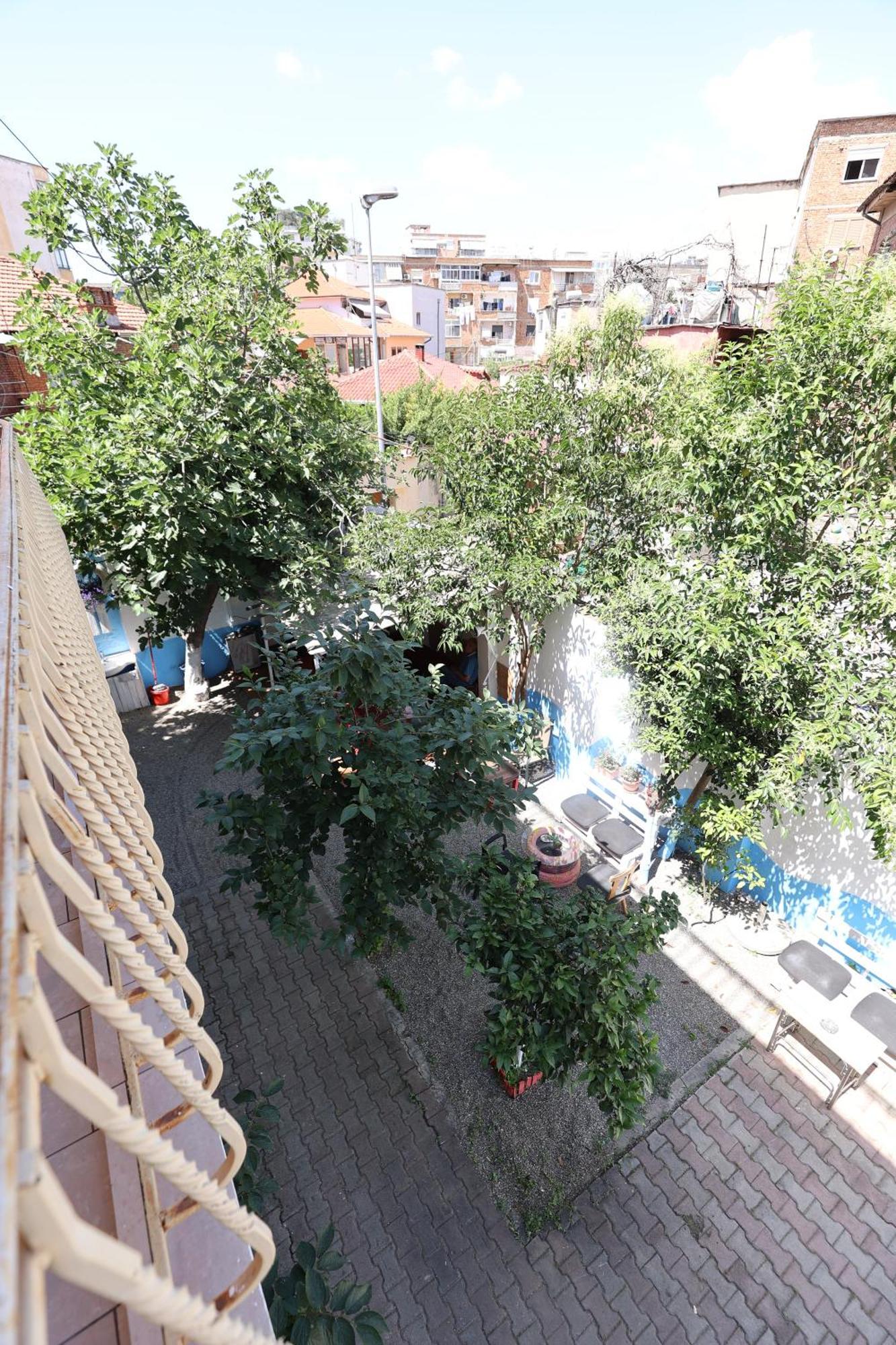 Osho * Tirana